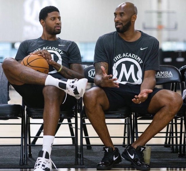 如今再次跟 如今再次跟