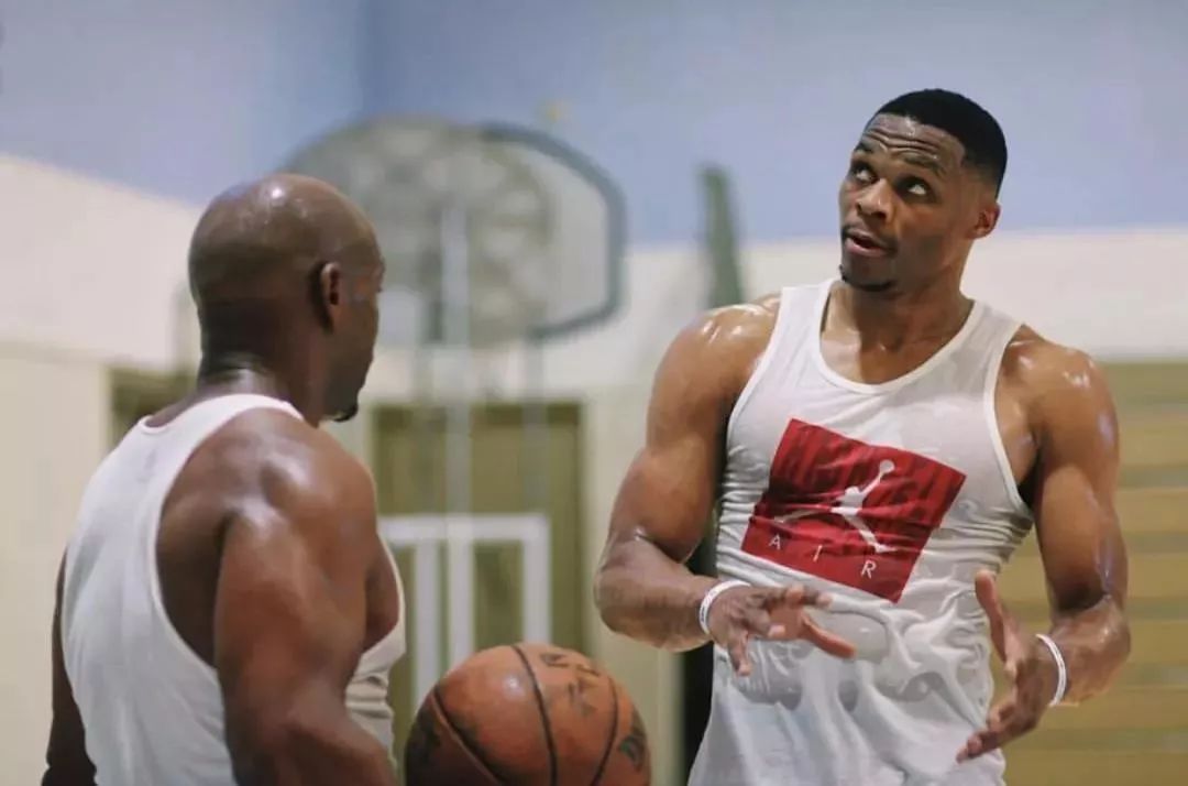 媒体与自媒 媒体与自媒